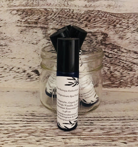 Saroya's Signature Custom Spa Fragrance is all natural & scented with the same custom essential oil blend I created and used on my clients for over 25 years ago. As an Aromatherapist I chose each essential oil for it therapeutic benefits as well as the amazing aromatic blend. This soothing and yet special scent is simply beautiful.  