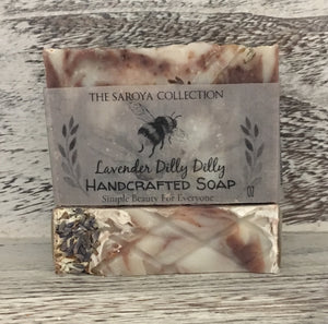 Lavender Vegan Handcrafted Soap has a calming effect on the skin, body & mind! 100% natural and topped with a touch of lavender buds, it smells like walking through the lavender fields of Provence, soothing and so intoxicating to the senses.